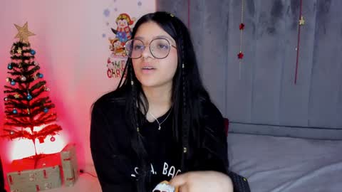 Snapshot of lana_dol chatting on 01-03-25, 06:14 ... .          . ... online show from 01-03-25, 06:14
