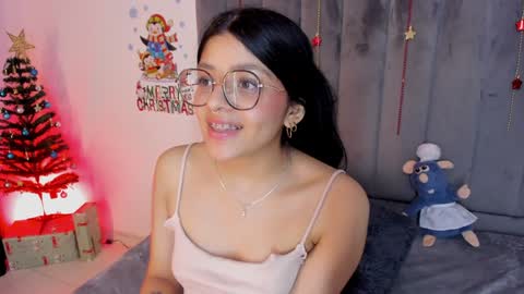 Snapshot of lana_dol chatting on 01-06-25, 03:19 ... .          . ... online show from 01-06-25, 03:19