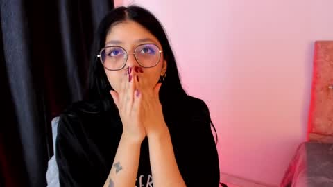 Snapshot of lana_dol chatting on 01-12-25, 06:16 ... .          . ... online show from 01-12-25, 06:16