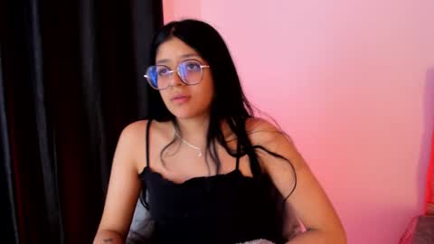 Snapshot of lana_dol chatting on 01-13-25, 04:30 ... .          . ... online show from 01-13-25, 04:30