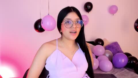 Snapshot of lana_dol chatting on 01-18-25, 01:51 ... .          . ... online show from 01-18-25, 01:51