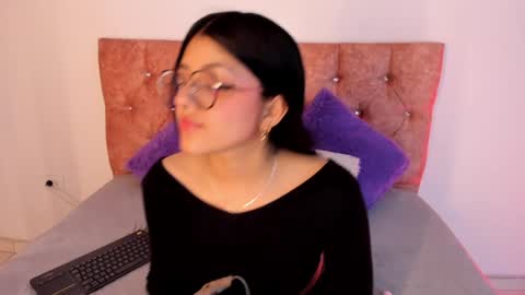 Snapshot of lana_dol chatting on 01-27-25, 12:26 ... .          . ... online show from 01-27-25, 12:26