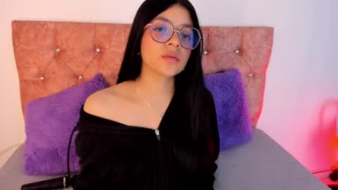 Snapshot of lana_dol chatting on 02-03-25, 12:14 ... .          . ... online show from 02-03-25, 12:14
