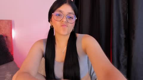 Snapshot of lana_dol chatting on 02-06-25, 12:37 ... .          . ... online show from 02-06-25, 12:37