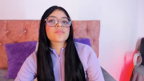 Snapshot of lana_dol chatting on 02-07-25, 12:06 ... .          . ... online show from 02-07-25, 12:06