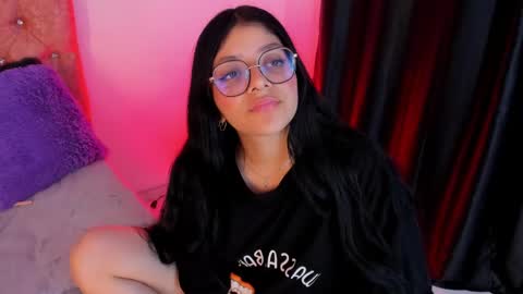 Snapshot of lana_dol chatting on 02-11-25, 02:57 ... .          . ... online show from 02-11-25, 02:57