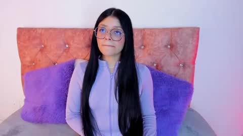 Snapshot of lana_dol chatting on 02-17-25, 12:05 ... .          . ... online show from 02-17-25, 12:05