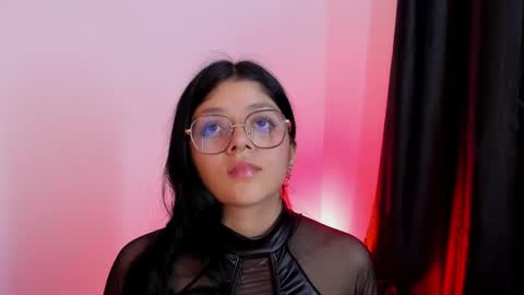 Snapshot of lana_dol chatting on 03-03-25, 03:31 ... .          . ... online show from 03-03-25, 03:31