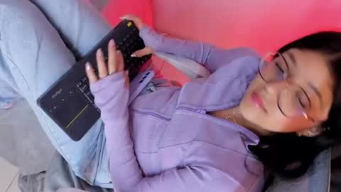 Snapshot of lana_dol chatting on 03-07-25, 06:33 ... .          . ... online show from 03-07-25, 06:33