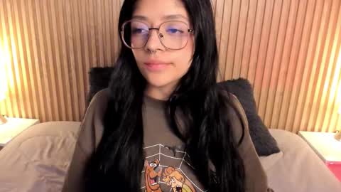 Snapshot of lana_dol chatting on 09-10-25, 12:16 ... .          . ... online show from 09-10-25, 12:16