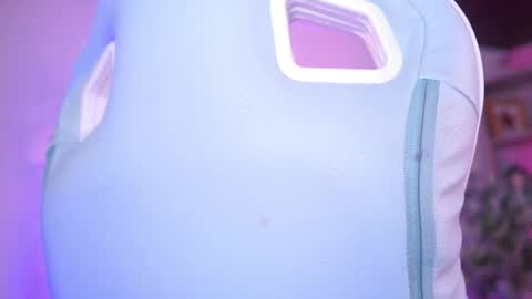 Snapshot of lana_dreams_ chatting on 11-06-25, 02:01 Lana online show from 11-06-25, 02:01