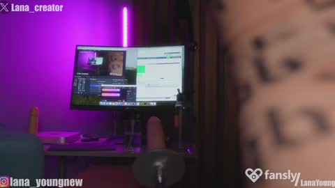 Snapshot of lana_fit chatting on 01-29-25, 05:40 f online show from 01-29-25, 05:40