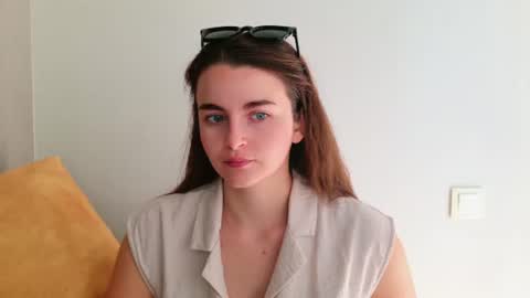 lana_gl online show from 07-20-26, 06:38