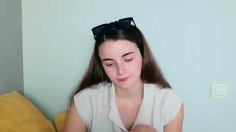 lana_gl online show from 07-20-26, 04:42