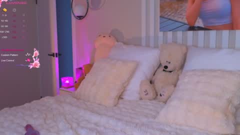 Milana online show from 01-10-25, 05:26