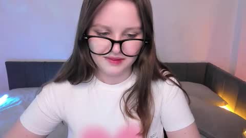 Snapshot of lana_moon__ chatting on 12-01-25, 09:47 Lana online show from 12-01-25, 09:47