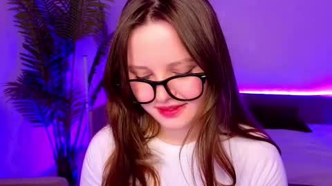 Snapshot of lana_moon__ chatting on 12-05-25, 02:31 Lana online show from 12-05-25, 02:31