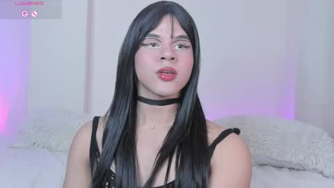 INDEPENDENT MODEL online show from 06-18-26, 02:01