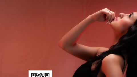 Snapshot of lana_owens1 chatting on 04-15-26, 10:32 Lana Owens online show from 04-15-26, 10:32