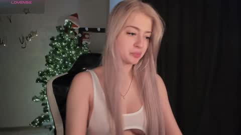 Snapshot of lana_younes chatting on 01-26-25, 10:45 Lana online show from 01-26-25, 10:45