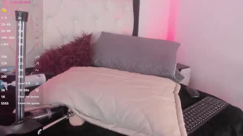 Lana online show from 10-26-25, 05:30