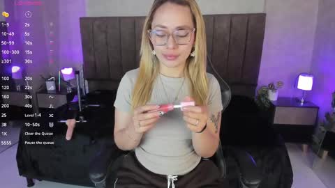 Lana online show from 11-15-25, 05:05