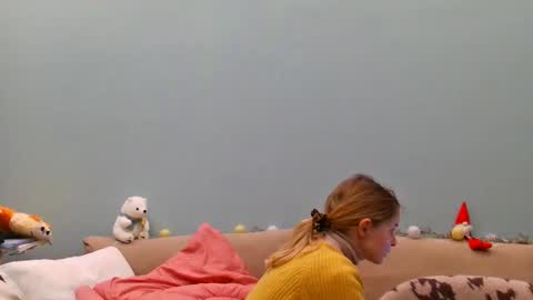 Lana online show from 02-20-26, 09:37