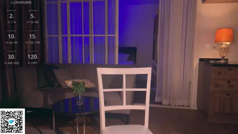 Lana online show from 09-10-25, 12:43