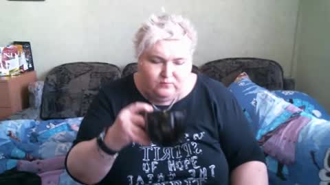 lanacat555 online show from 02-10-25, 09:47