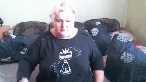 lanacat555 online show from 10-30-25, 10:38