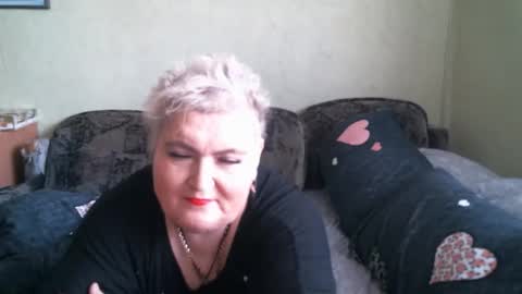 lanacat555 online show from 04-07-26, 08:59