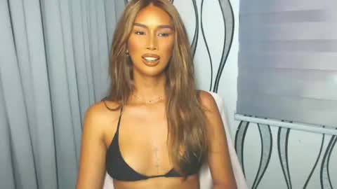 Snapshot of lanadel_hilton chatting on 01-26-25, 03:06 Lana online show from 01-26-25, 03:06