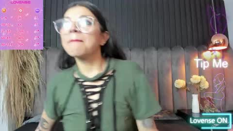 Lana online show from 04-26-26, 12:14