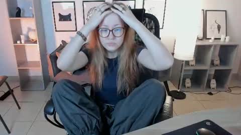 lana online show from 07-27-26, 10:33