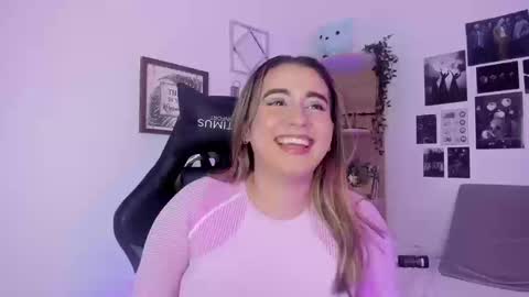 lanaherondale_ online show from 09-18-25, 10:01