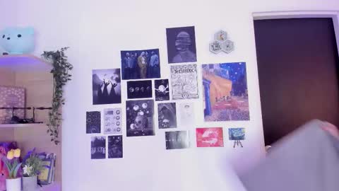 lanaherondale_ online show from 09-25-25, 10:24