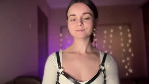 Lana online show from 09-11-25, 10:54