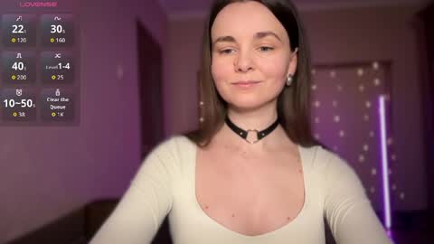 Snapshot of lanaloulou chatting on 05-29-26, 01:36 Lana online show from 05-29-26, 01:36