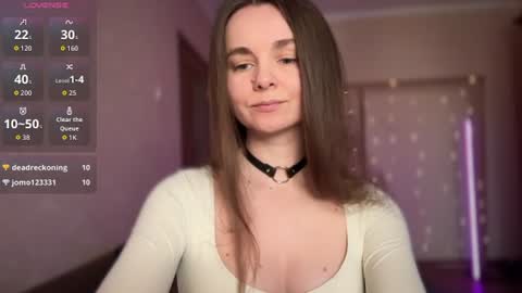 Snapshot of lanaloulou chatting on 06-14-26, 03:14 Lana online show from 06-14-26, 03:14