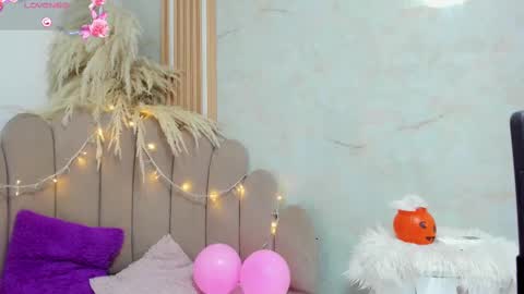 lana online show from 10-14-25, 05:08