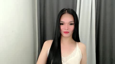 Snapshot of lanawyatt_ chatting on 10-30-25, 01:12 lanawyatt_ online show from 10-30-25, 01:12