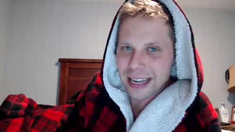 Snapshot of lancehardin chatting on 02-17-25, 12:32 Lance online show from 02-17-25, 12:32