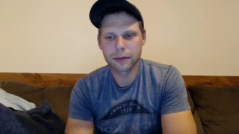 Snapshot of lancehardin chatting on 09-18-25, 12:12 Lance online show from 09-18-25, 12:12