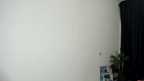 Snapshot of land_of_sweets chatting on 12-24-24, 12:33 land_of_sweets online show from 12-24-24, 12:33