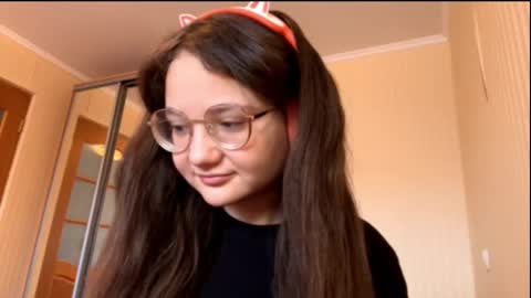 Alex online show from 10-19-25, 08:26