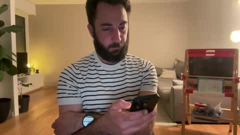 Lanimal online show from 04-10-26, 10:03