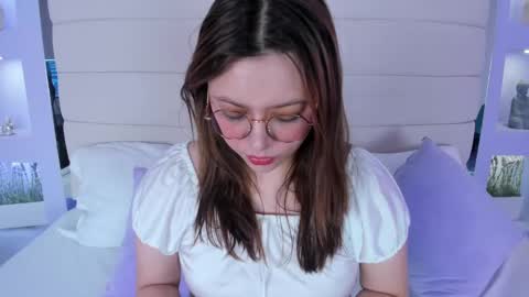 Lanna online show from 01-28-25, 11:28