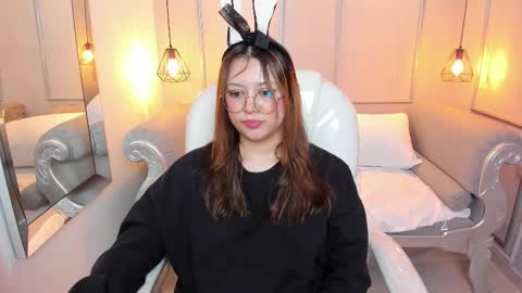 Lanna online show from 02-21-25, 06:04