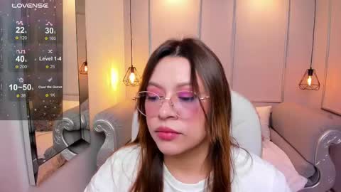 Lanna online show from 09-18-25, 11:45