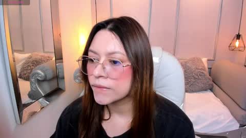 Lanna online show from 10-06-25, 11:51